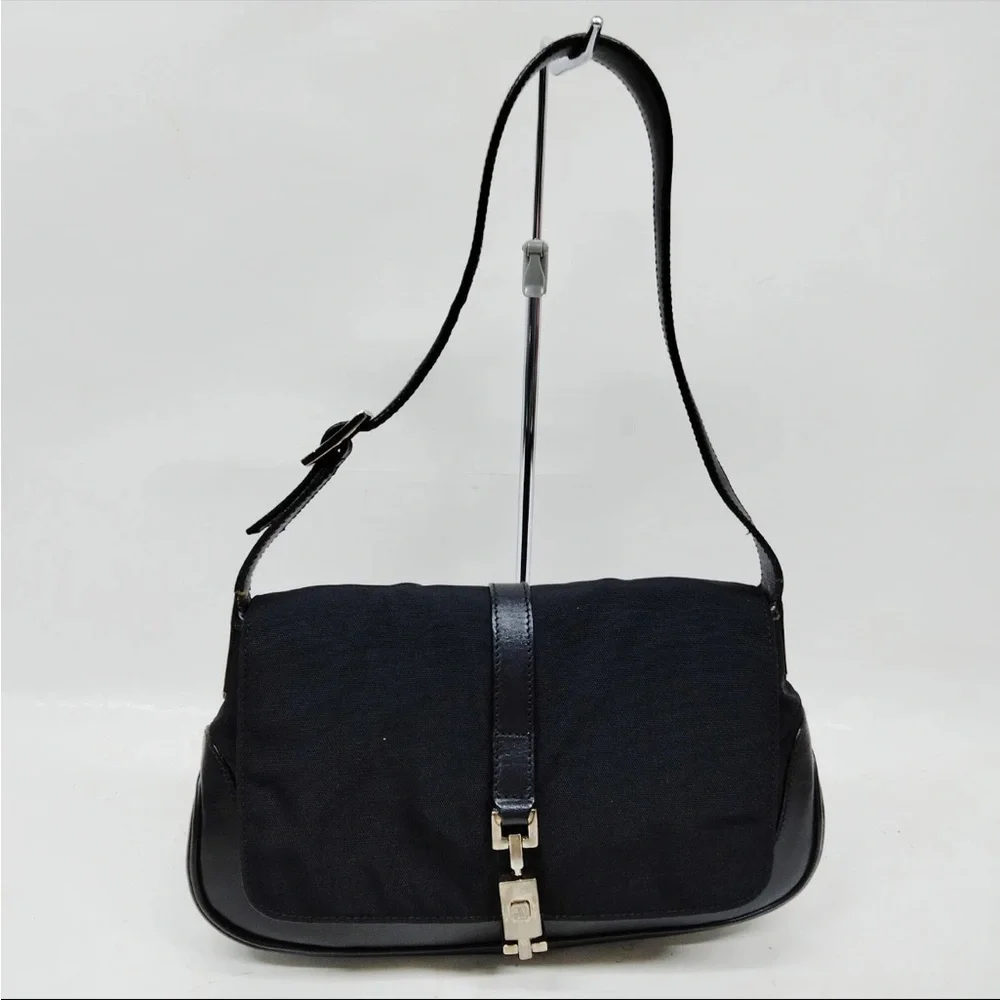 Gucci Jackie Black Shoulder Bag with Piston Lock EUC - Picture 1 of 17